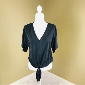 Lavender Field Soft Gray V-Neck Shirt size Small